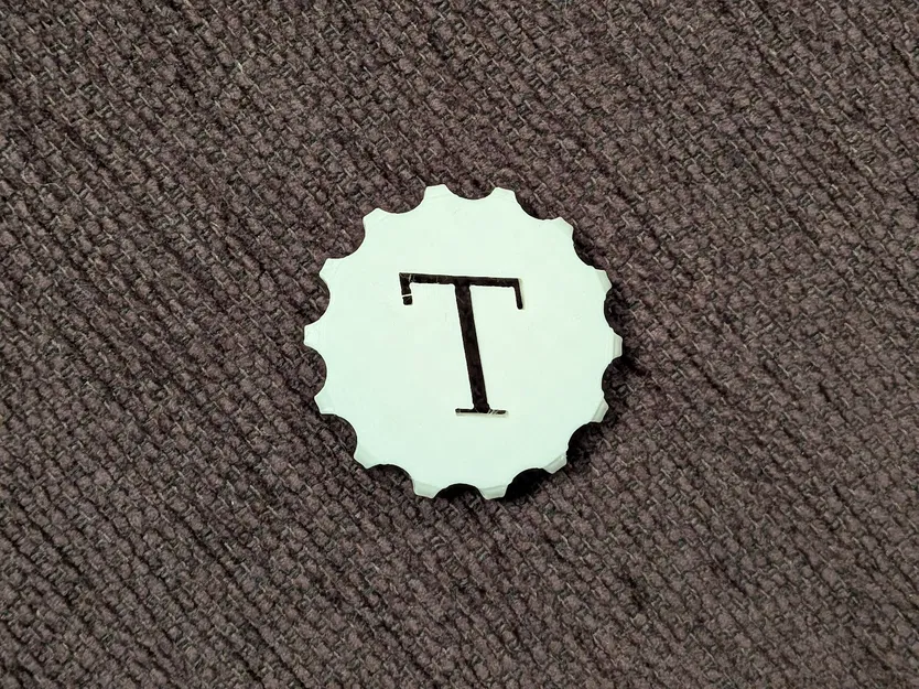 Maker Coin chữ T cách điệu - Mẫu in 3D nhỏ gọn, sáng tạo - Image 1