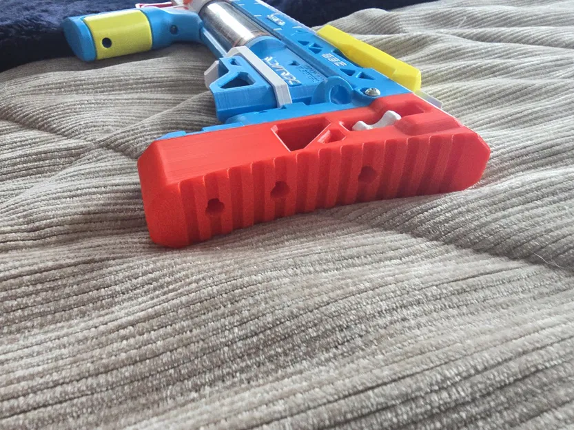 Báng súng mở rộng cho Lynx Nekomata mang lại cảm giác thoải mái hơn - Image 2