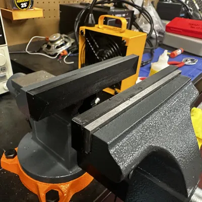 Ốp má kìm nhựa cho ê tô Vevor 4 1/2 inch