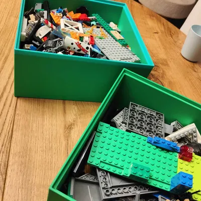 Hộp đựng đồ đa năng có thể chồng và tùy chỉnh kích thước cho LEGO hoặc vật dụng khác