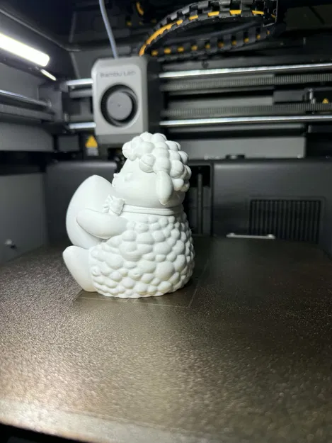 Mô hình trang trí Cừu con ôm trứng mừng lễ Phục sinh - Image 2