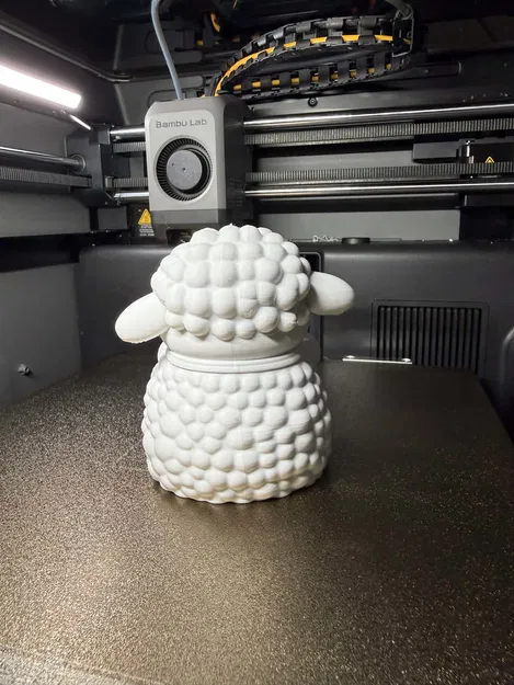 Mô hình trang trí Cừu con ôm trứng mừng lễ Phục sinh - Image 3