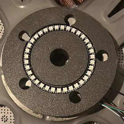 Vỏ Case PC Hình Mâm Xe Hơi với Màn Hình OLED Tròn