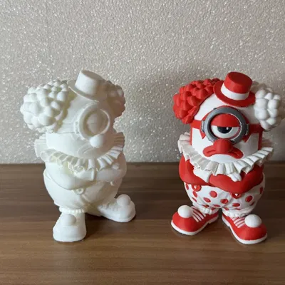 Mô hình 3D Minion hề khó ở (Grumpy Minion Clown) trang trí bàn làm việc