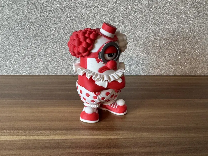 Mô hình 3D Minion hề khó ở (Grumpy Minion Clown) trang trí bàn làm việc - Image 5