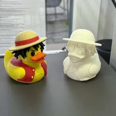 Mô hình chú vịt Monkey D. Luffy (One Piece) in 3D trang trí bàn làm việc