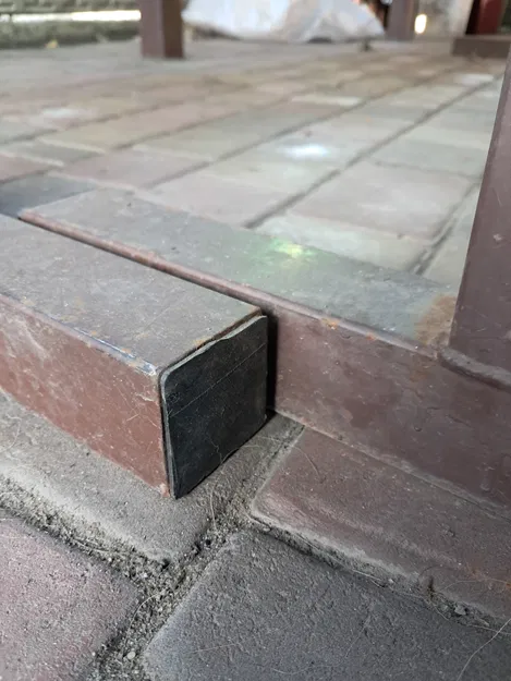 Nắp nhựa bịt đầu ống thép hộp vuông - Image 1