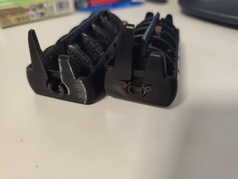 Lưới thông gió VW Passat 32B/Santana 321819707C - Image 4