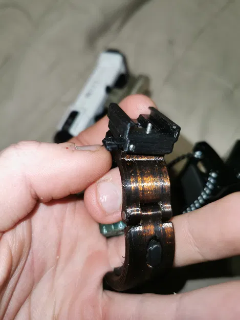 Ngàm gắn đèn Wuben x4 lên ghi đông xe đạp - Image 4