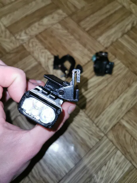 Ngàm gắn đèn Wuben x4 lên ghi đông xe đạp - Image 5