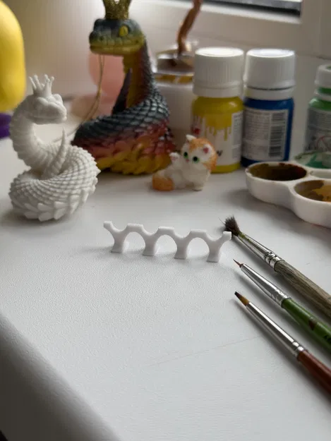 Đồ giữ cọ giúp sắp xếp cọ vẽ gọn gàng - Image 1