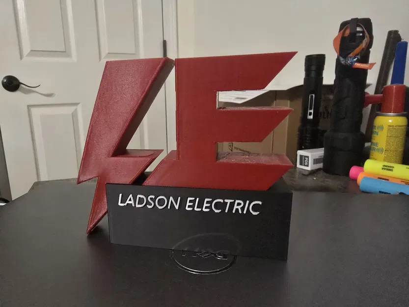 Mô hình logo thương hiệu Electric in 3D để bàn ấn tượng - Image 1