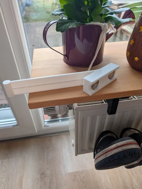 Giá treo giày nam châm thông minh gắn lò sưởi (3D Print Model) - Image 2