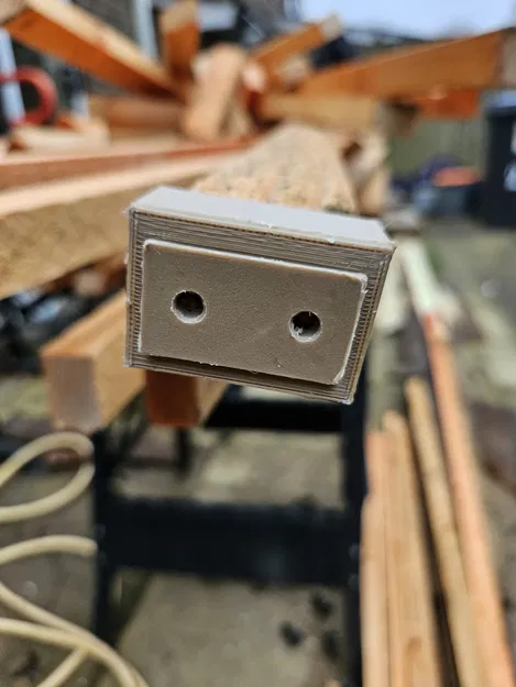 Khuôn dẫn hướng khoan lỗ cho thanh gỗ lợp mái - Image 5