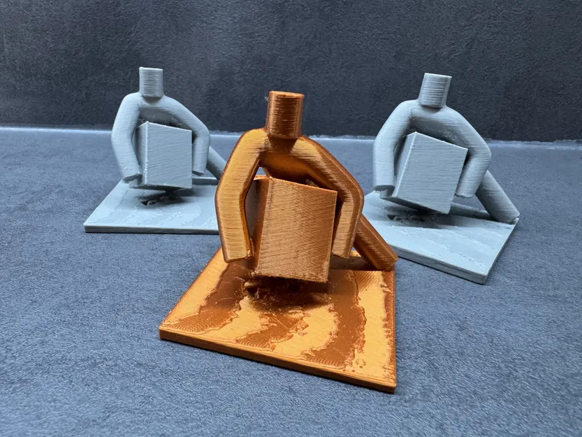 Exekutor bere pračku – Tượng chấp hành viên khiêng máy giặt (Brno) - Image 4