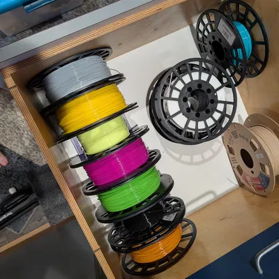 Giá Đỡ Cuộn Nhựa Dạng Mô-Đun (Modular Upright Filament Spool Stand)