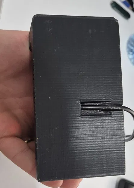 Đế sạc điện thoại kết hợp ống cắm bút - Image 2