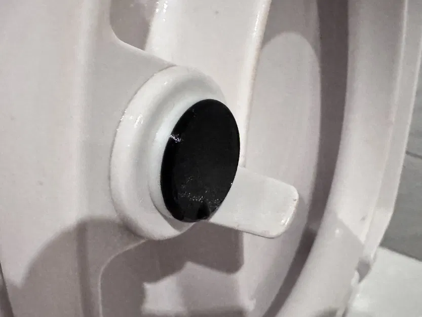 Đệm giảm chấn 3D cho nắp bồn cầu Wenko bền đẹp - Image 3