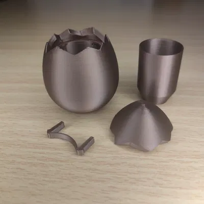 Jumping Eggshell - Quả trứng Phục sinh với bất ngờ thú vị