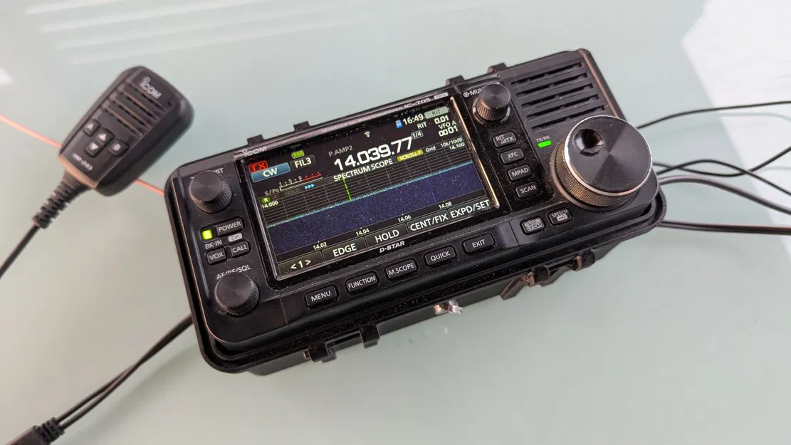 Hộp bảo vệ cứng cáp cho Icom IC-705 - Phiên bản Open Frame - Image 1