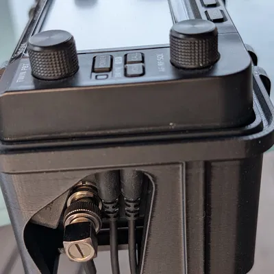 Hộp bảo vệ cứng cáp cho Icom IC-705 - Phiên bản Open Frame