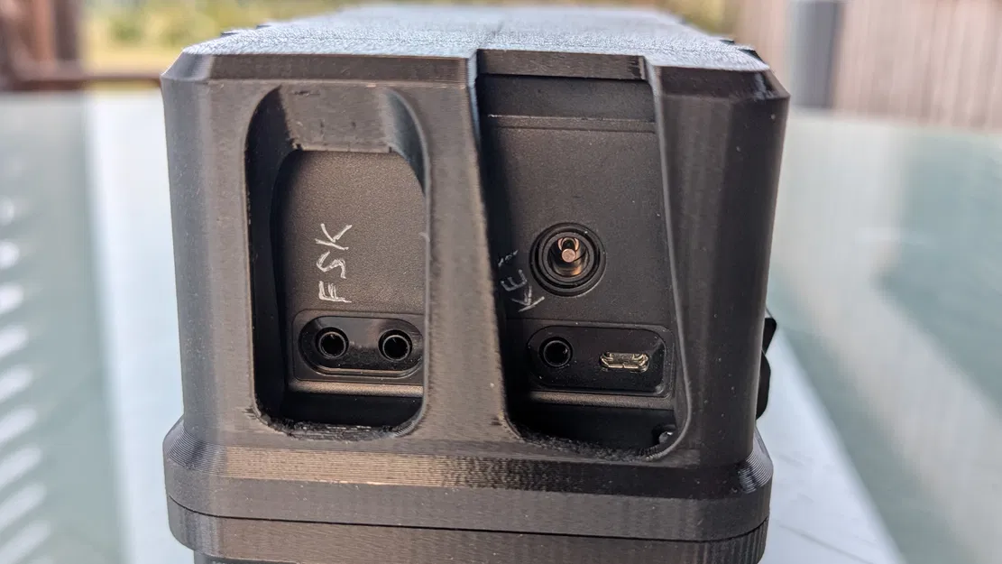 Hộp bảo vệ cứng cáp cho Icom IC-705 - Phiên bản Open Frame - Image 8