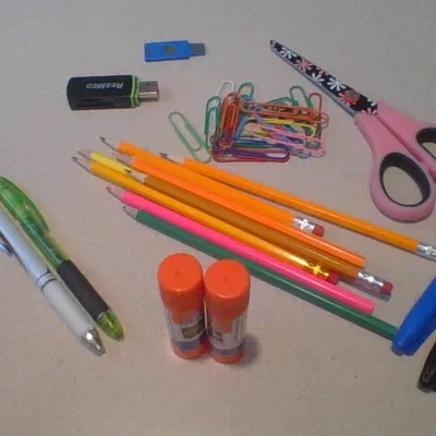 Khay đựng đồ văn phòng Simple Desk Organizer V2 tiện dụng