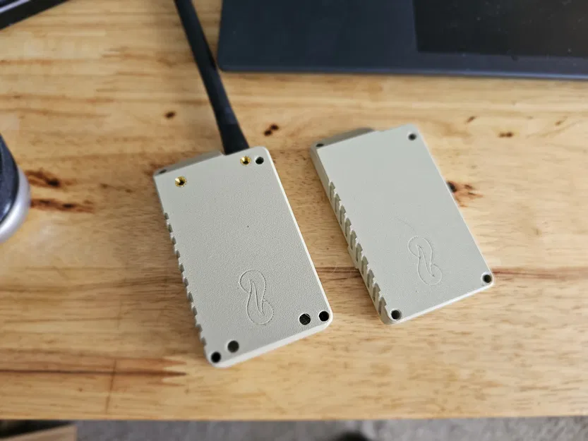 Tấm lưng thay thế cho Case Muzi Works Base + Super IO của Nikolai Schauer - Image 1