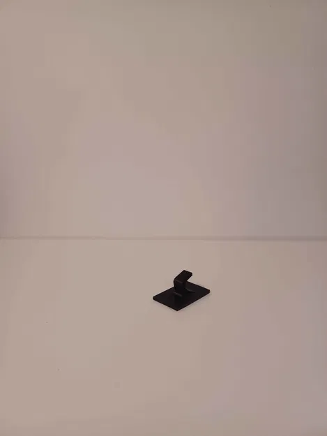 Móc treo đồ 3D nhỏ gọn tiện lợi, bắt vít hoặc dán tường - Image 3