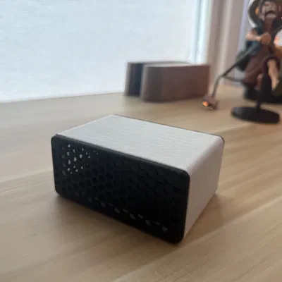 Vỏ hộp Wyoming Satellite Speaker (Raspberry Pi Zero 2 W + ReSpeaker 2 Mic HAT)