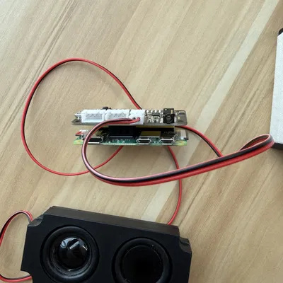 Vỏ hộp Wyoming Satellite Speaker (Raspberry Pi Zero 2 W + ReSpeaker 2 Mic HAT)