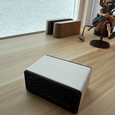 Vỏ hộp Wyoming Satellite Speaker (Raspberry Pi Zero 2 W + ReSpeaker 2 Mic HAT)