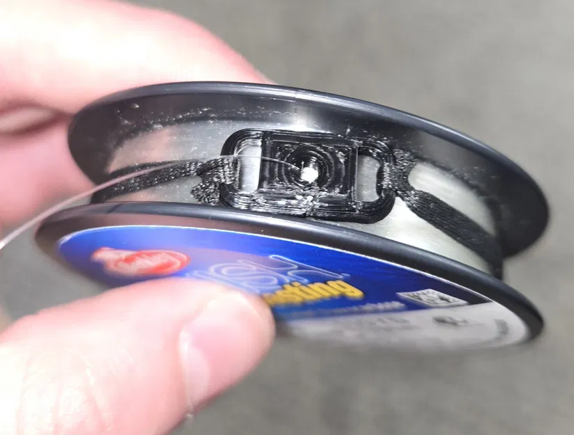 Dụng cụ kẹp giữ cuộn dây câu Leader | Tiện lợi & Gọn gàng - Image 2