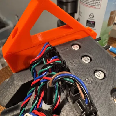 Chân đế đảo ngược để gắn Ultimulti MMU3 vào sàn Coreboxx