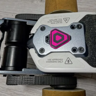 Nắp đậy cổng sạc 3D cho ván trượt điện Parsec Aero