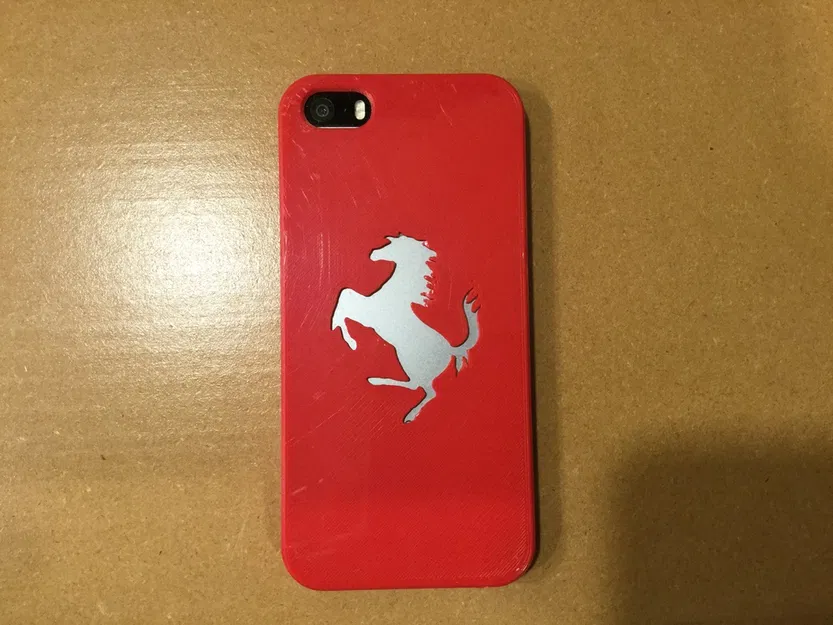 Ốp lưng iPhone 5S/SE phong cách Ferrari - Image 1