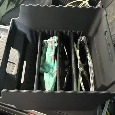 Khay Đựng Đồ Center Console Cho Rivian (Rivian Center Console Organizer)