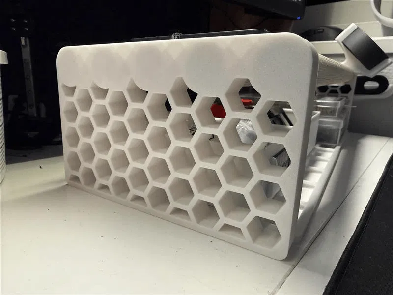 Kệ Modular để đồ tích hợp hệ thống Gridfinity cực gọn gàng - Image 2