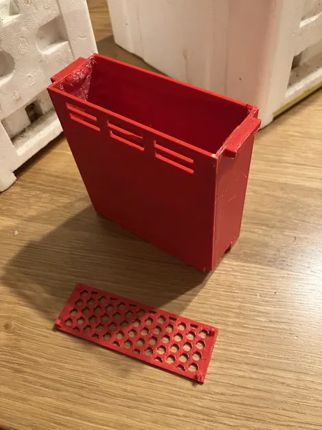 Máng ăn cho thùng nuôi ong mini (Mini-nuc bee hive feeder) - Image 2