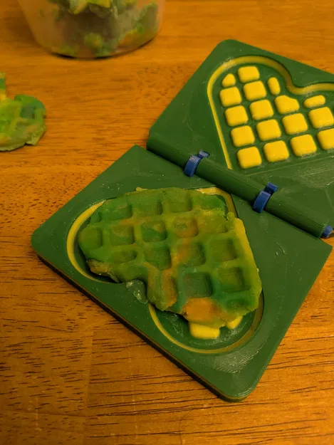 Waffle Hearts - Khuôn làm bánh trái tim bằng đất nặn cho bé mầm non - Image 4