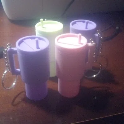 Ly uống nước kiểu dáng Stanley (mini) có nắp tháo rời