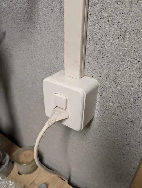 Tấm che tương thích Feller – Công tắc + Ổ cắm Type 13 (CH) - Image 1