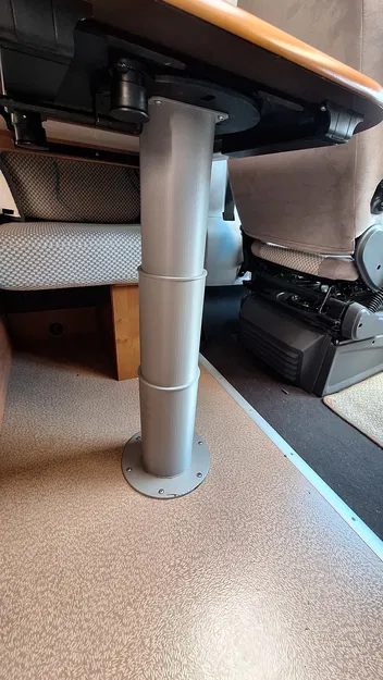 Chân bàn Camper (Camper Table Leg) - Image 1