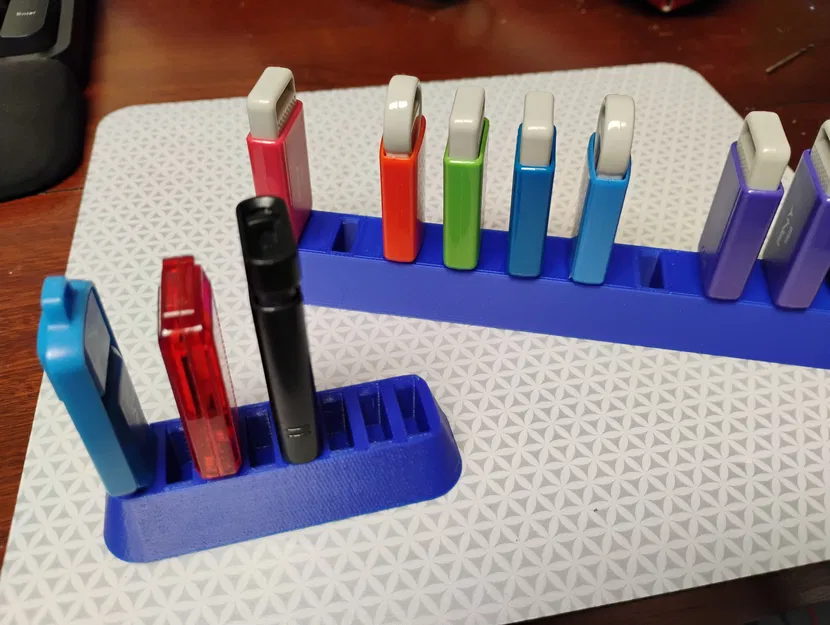 Khay Đựng USB Để Bàn Tiện Dụng: Phiên Bản 10 và 20 Khe Cắm - Image 3