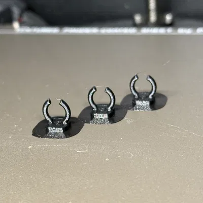 Kẹp giữ dây cáp Core One