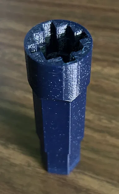 Dụng cụ tháo lắp ốc bồn cầu dạng chữ thập - Image 1