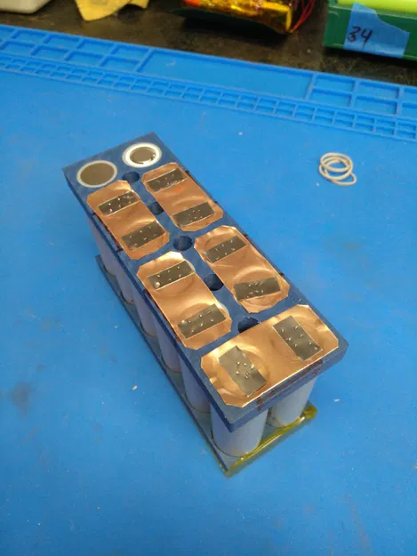 Khung giữ khối pin 12S 21700 - Image 5