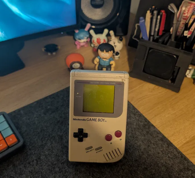 Chân đế in 3D tối giản cho máy chơi game Nintendo Gameboy - Image 2
