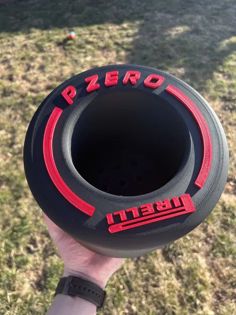 Chậu cây hình lốp xe F1 Pirelli - Image 1