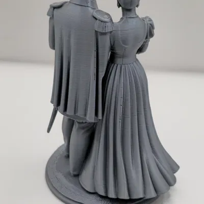 Tượng Cặp Đôi Hoàng Gia – Tuyệt Tác Điêu Khắc Lãng Mạn Kiểu Bridgerton